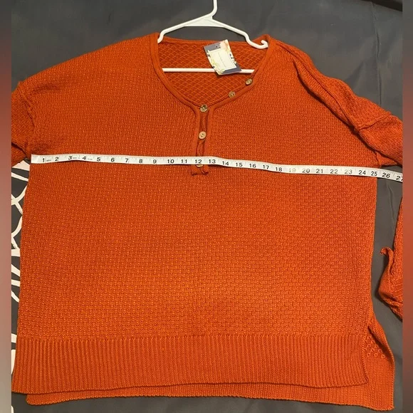 Mountain Valley Trading Button V-neck Knit Sweater Orange Large NWT - Picture 4 of 5